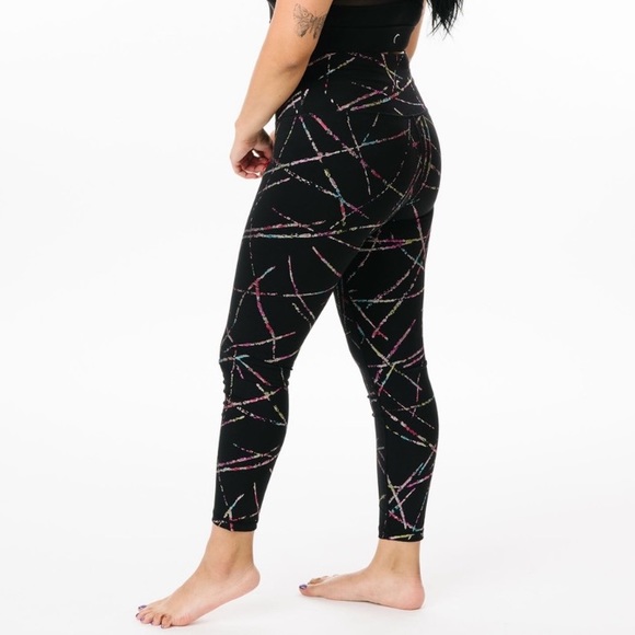 ZYIA Pants & Jumpsuits Nwot Zyia Active Black Abstract High Rise 78